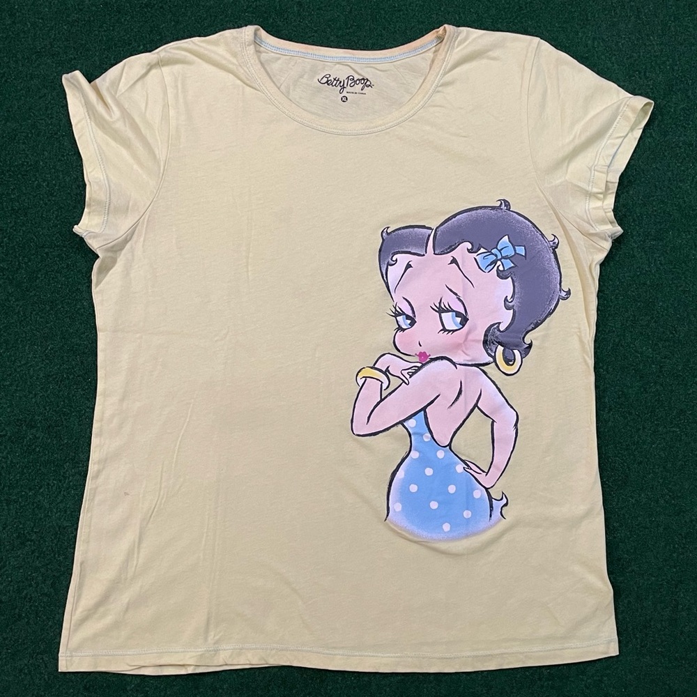 Vintage Y2K Women’s Betty Boop T-Shirt